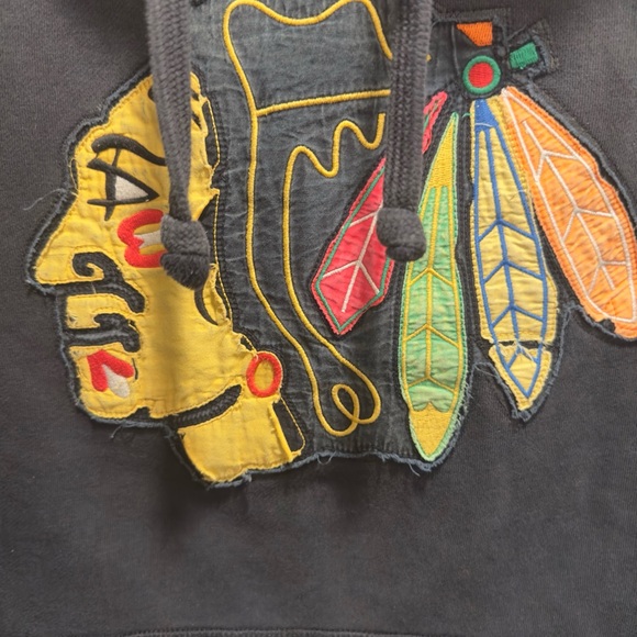 Chicago Blackhawks NHL by Red Jacket -Unisex Embroidered Hoodie Size L - Picture 2 of 7